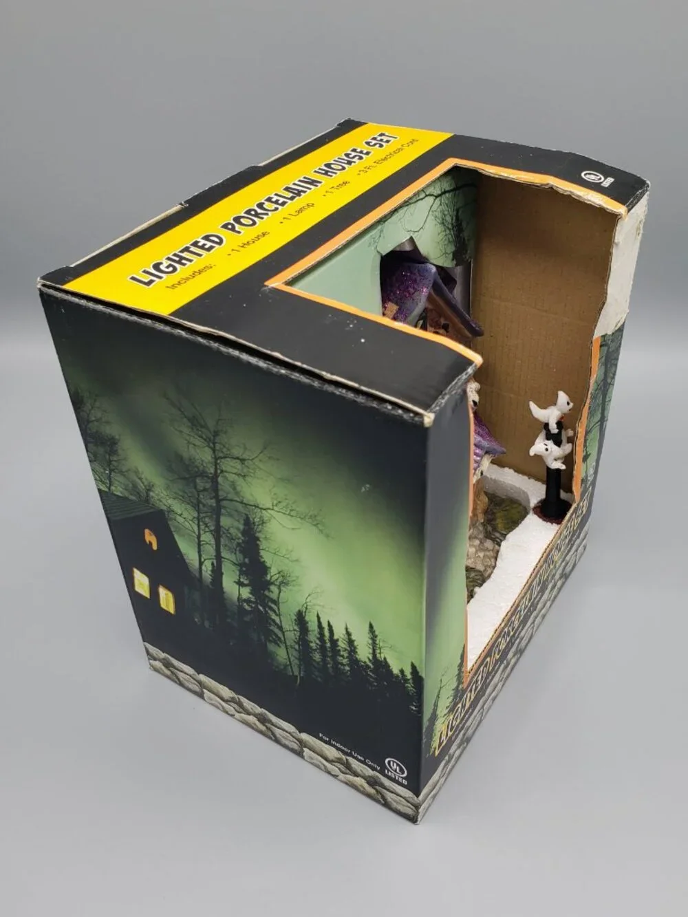 NEW Lighted Porcelain House Set Accessories Halloween Light Decor Ghost Electric